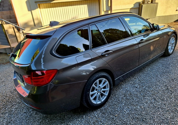 BMW Seria 3 cena 28900 przebieg: 380440, rok produkcji 2014 z Biała małe 704